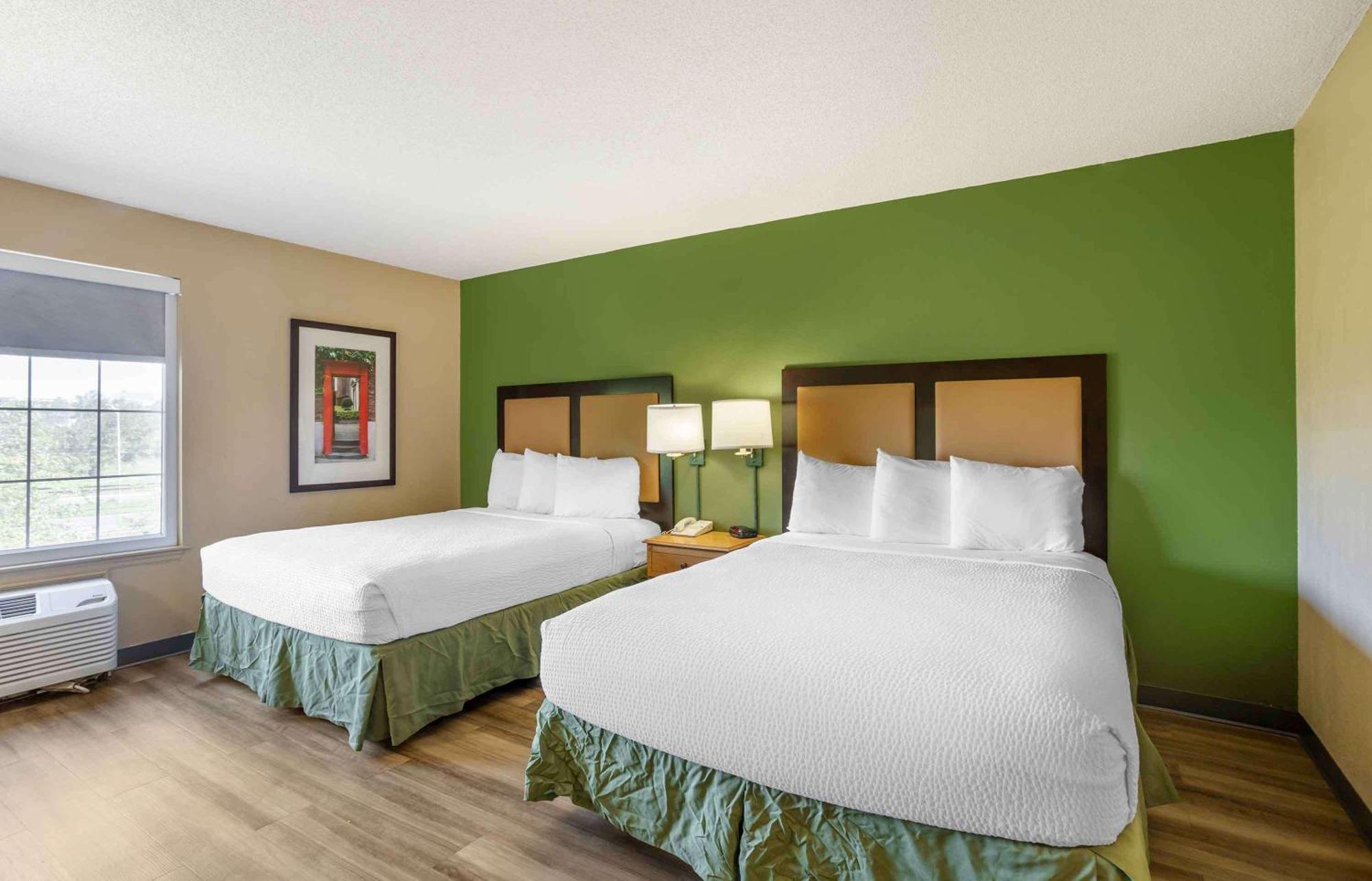 Extended Stay America Suites - Meadowlands - Іст-Ратерфорд Екстер'єр фото